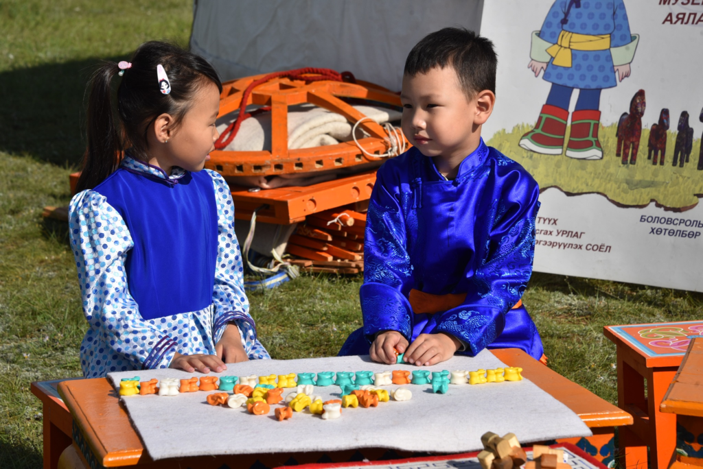Nomadic Games and Toys